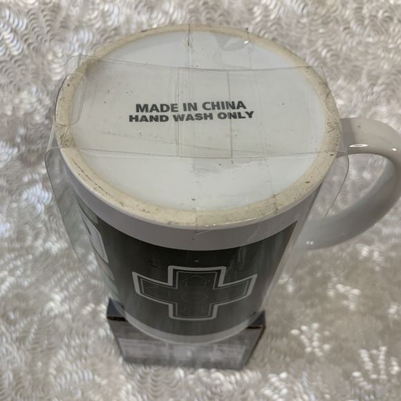Nintendo Entertainment System NES Controller Ceramic Mug Cup Cocoa Gift Set Play - Picture 11 of 14